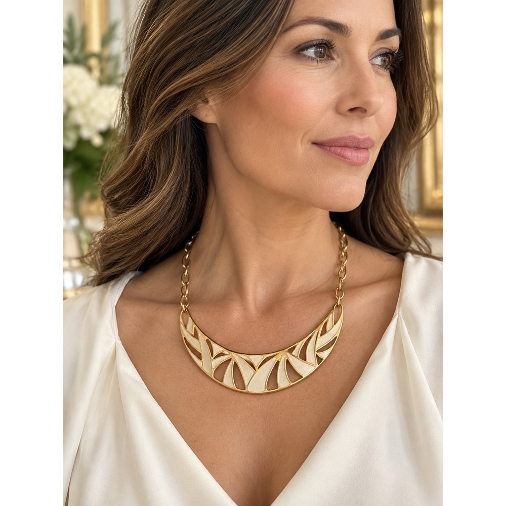 Vintage Monet Gold Tone Abstract Openwork Collar Bib Statement Necklace Signed